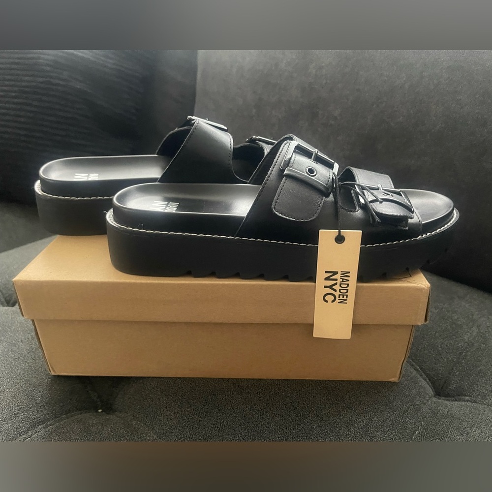 New Steve Madden sandals